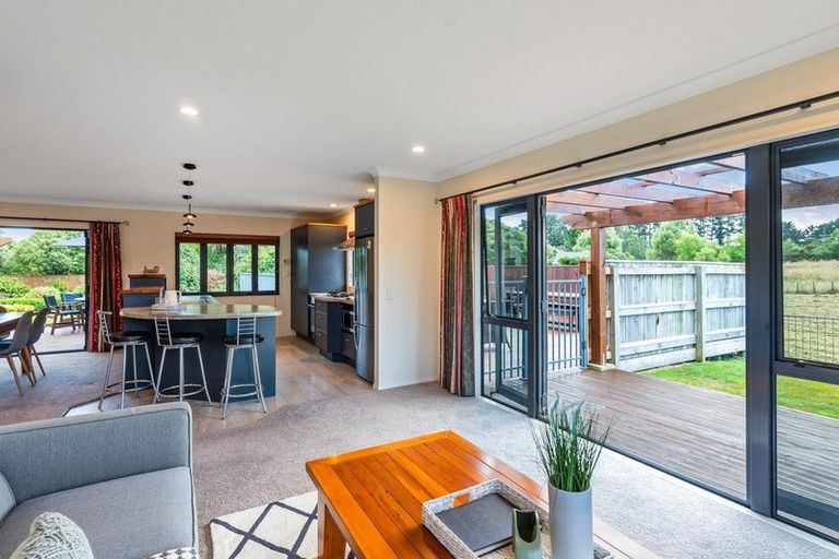 Photo of property in 33 Killalea Place, Paraparaumu, 5032