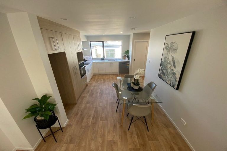 Photo of property in 8 Tima Lane, Mangere Bridge, Auckland, 2022