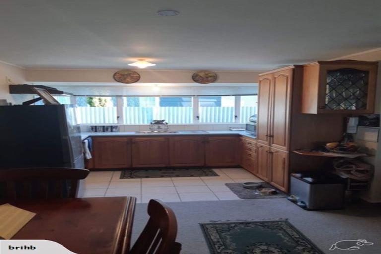 Photo of property in 2/432 Gloucester Street, Taradale, Napier, 4112