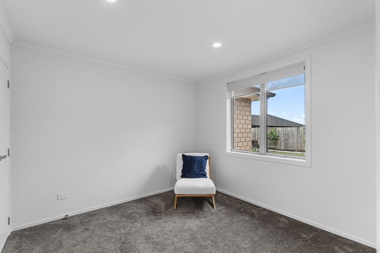Photo of property in 22 Murray Ward Drive, Te Kauwhata, 3710