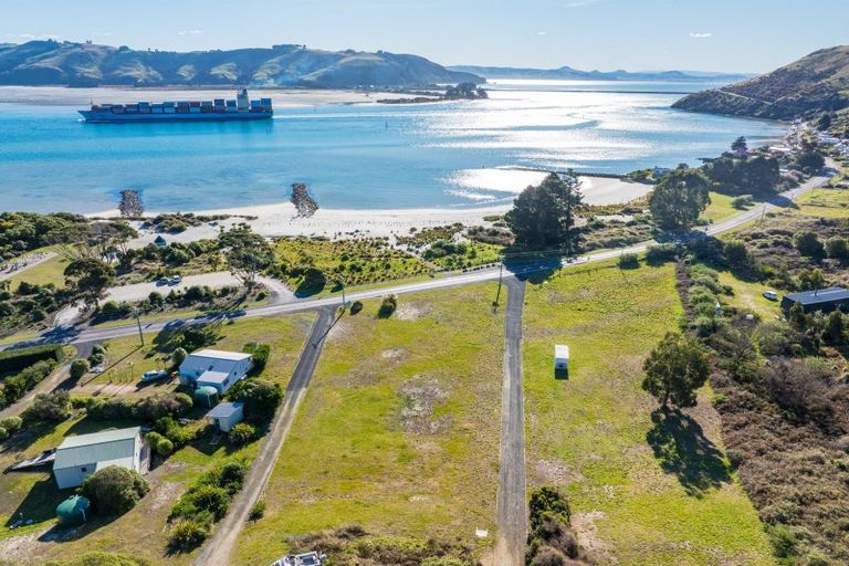 Photo of property in 932 Harington Point Road, Harington Point, Dunedin, 9077