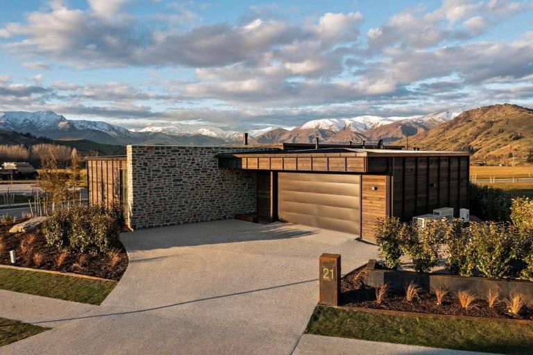 Photo of property in Kawarau Heights, 21 Kawarau Heights Boulevard, Lake Hayes, Queenstown, 9304