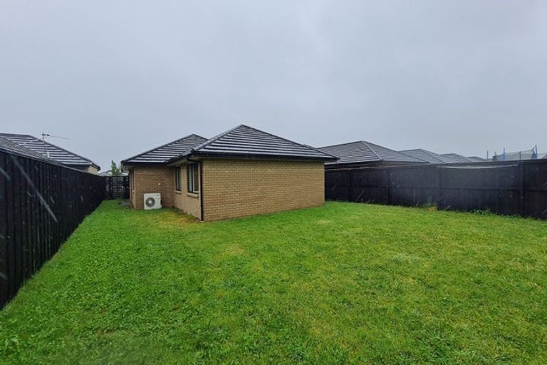 Photo of property in 8 Hannington Way, Rolleston, 7615