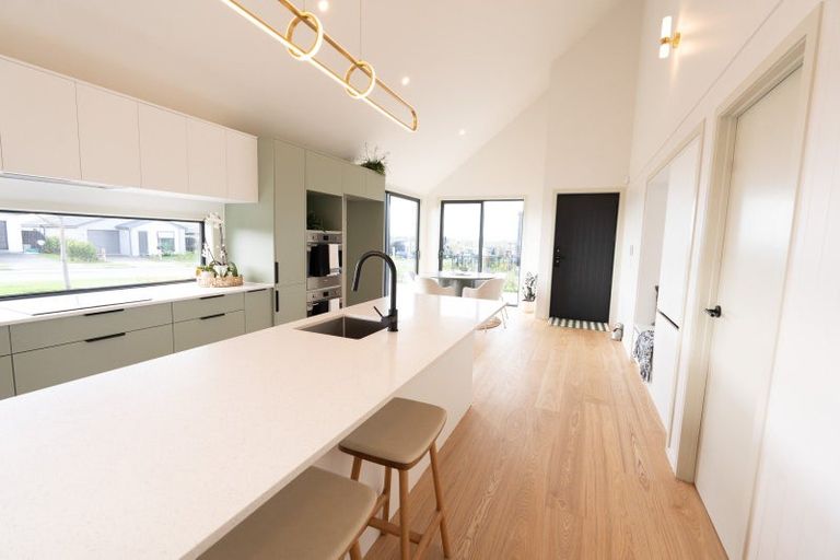 Photo of property in 2 Albur Way, Te Kauwhata, 3710