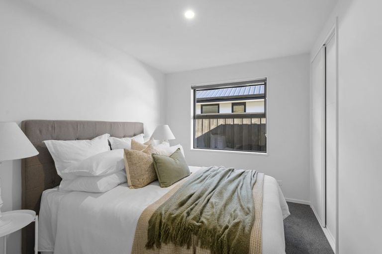 Photo of property in 18 Rita Angus Road, Belfast, 8051