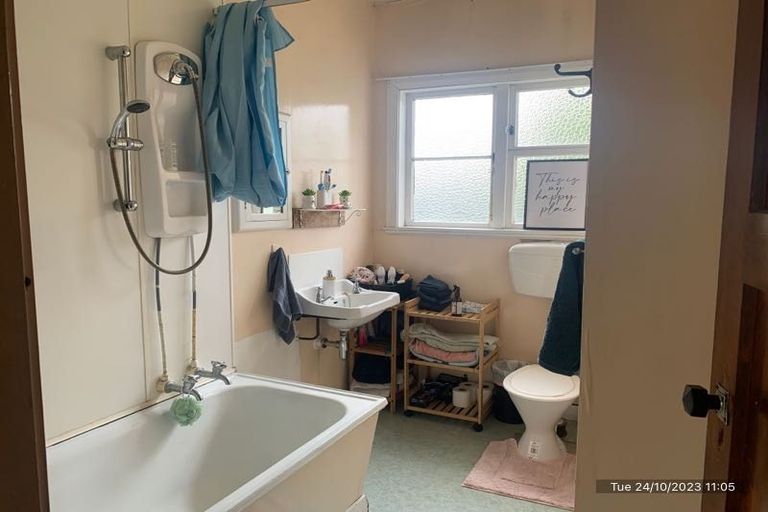 Photo of property in 29-31a Peel Street, Westport, 7825