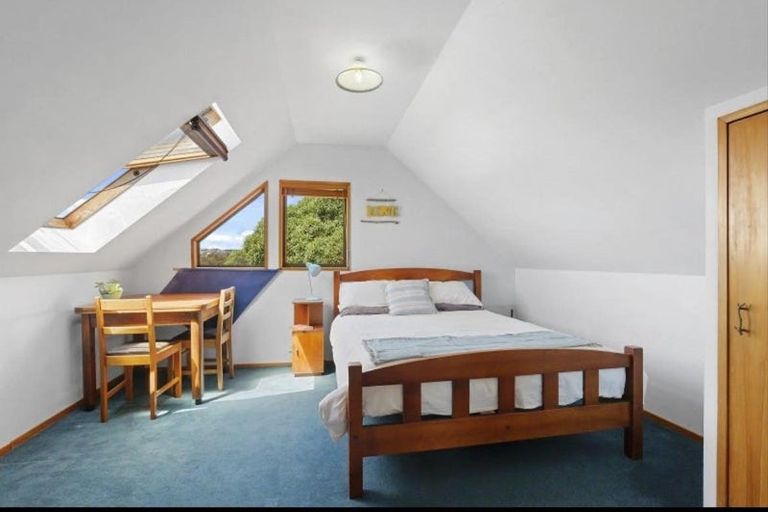 Photo of property in 4 De Thier Lane, Richmond Hill, Christchurch, 8081