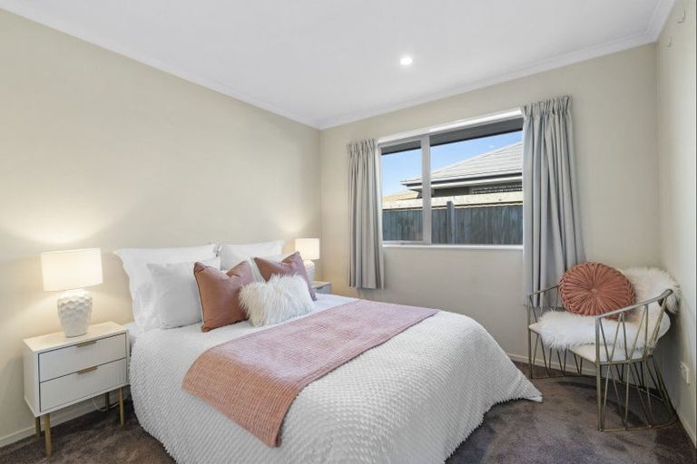 Photo of property in 37 Reuben Avenue, Rolleston, 7615