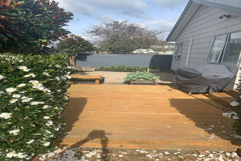 Photo of property in 1/29 Hill Crescent, Papakura, 2110