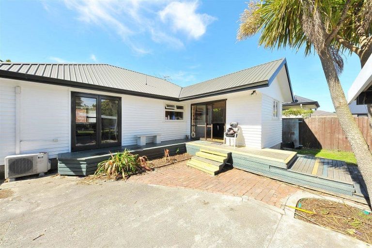 Photo of property in 34 Ravenna Street, Avonhead, Christchurch, 8042