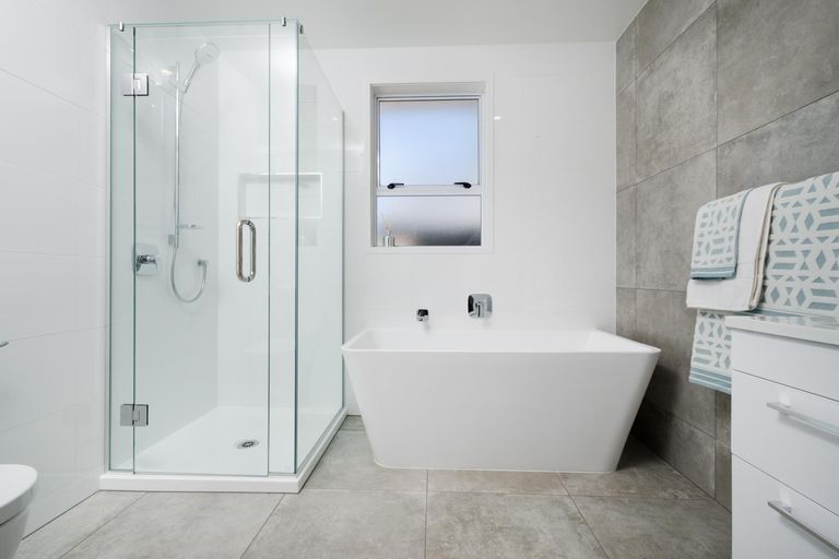Photo of property in 16a Tapu Road, Huapai, Kumeu, 0810