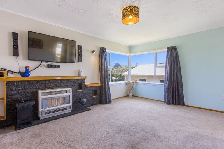Photo of property in 14 Rospeath Crescent, Spotswood, New Plymouth, 4310