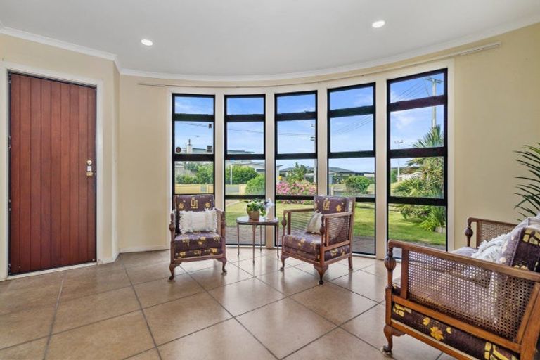 Photo of property in 20 Pukehina Parade, Pukehina, Te Puke, 3189