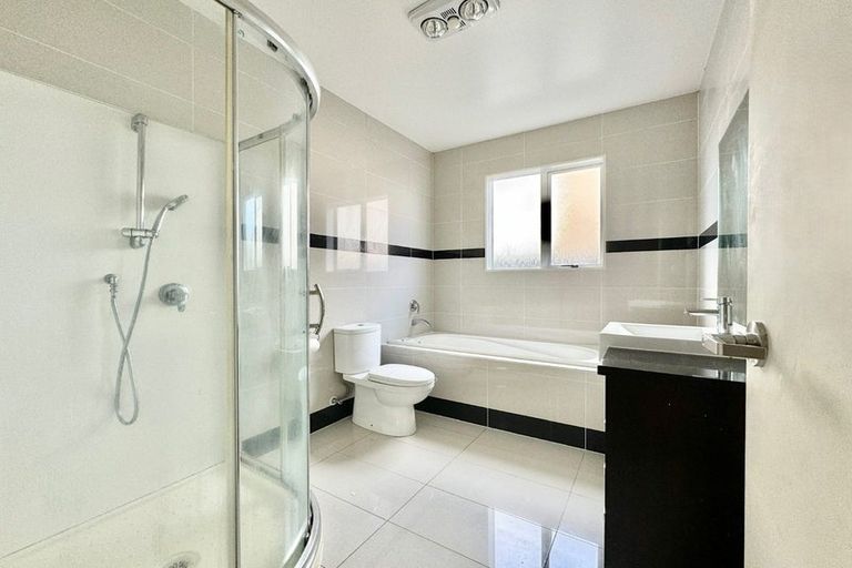Photo of property in 7 Dromoland Drive, Flat Bush, Auckland, 2019