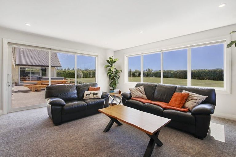 Photo of property in 178 School Road, West Eyreton, Rangiora, 7475