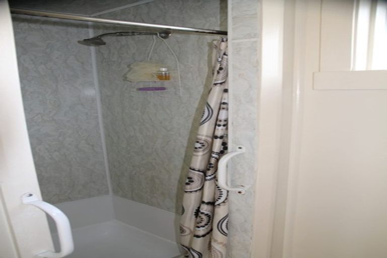 Photo of property in 105 Queen Street, Westport, 7825