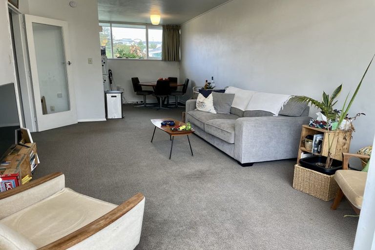 Photo of property in 1a Richard Street, Titahi Bay, Porirua, 5022