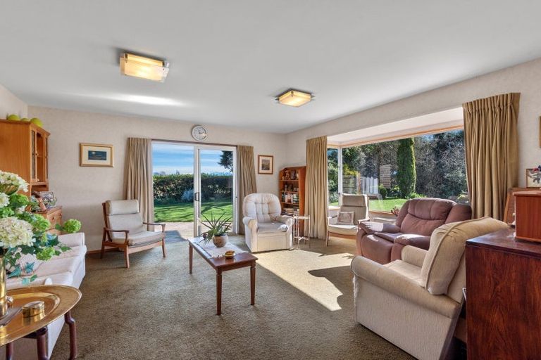 Photo of property in 1908 Old West Coast Road, Kirwee, Christchurch, 7671