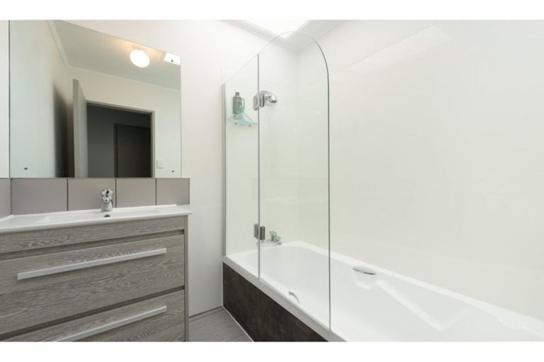 Photo of property in 35 Matavai Street, Mount Maunganui, 3116