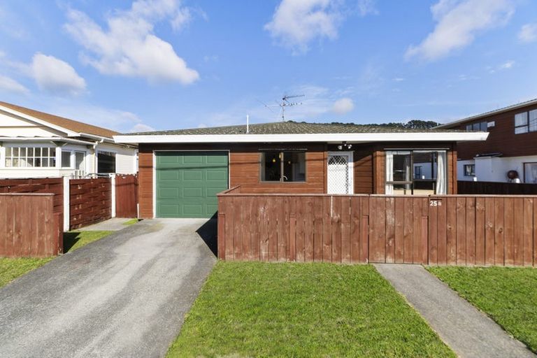 Photo of property in 25a Kemp Street, Kilbirnie, Wellington, 6022