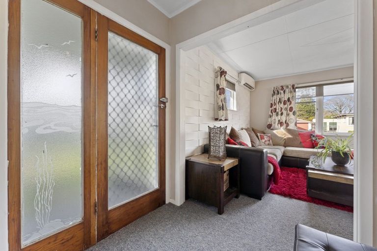 Photo of property in 8 Curtis Street, Stratford, 4332