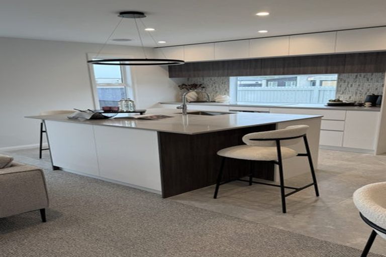 Photo of property in 5 Mangatainoka Lane, Awapuni, Palmerston North, 4412