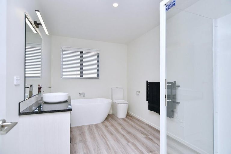 Photo of property in 36 Plover Avenue, Amberley, 7410