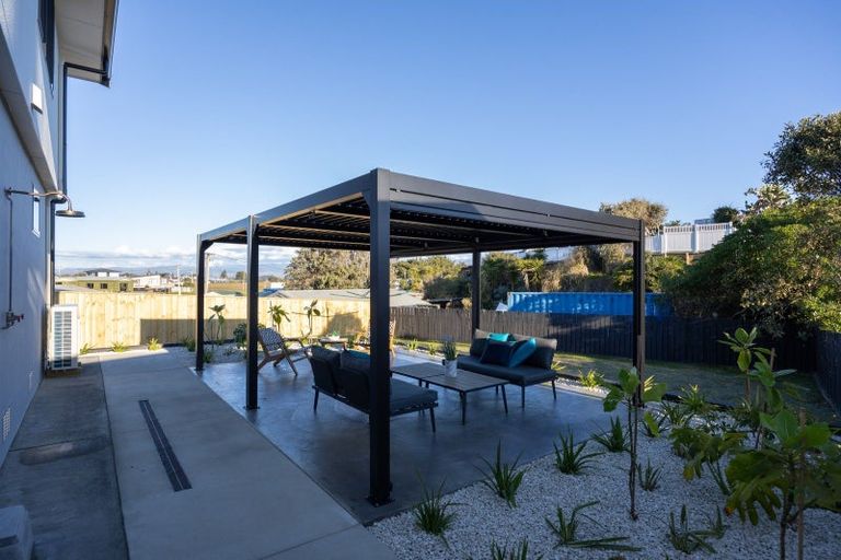 Photo of property in 2 Ocean Beach Street, Foxton Beach, Foxton, 4815