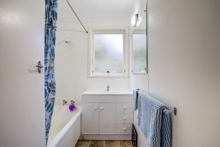 Photo of property in 22 Prisk Street, Melville, Hamilton, 3206