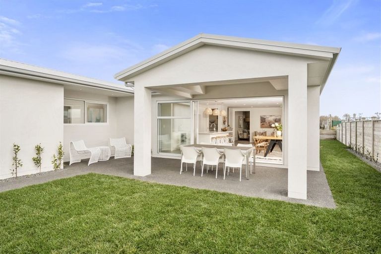 Photo of property in 493 Gloucester Road, Papamoa Beach, Papamoa, 3118