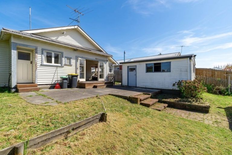 Photo of property in 27 Hoon Hay Road, Hoon Hay, Christchurch, 8025