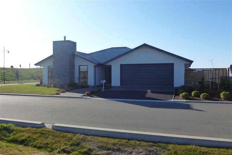Photo of property in 1 Kahuraki Drive, Pegasus, 7612