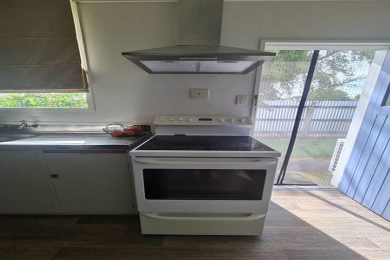 Photo of property in 10 Clendon Court, Roslyn, Palmerston North, 4414