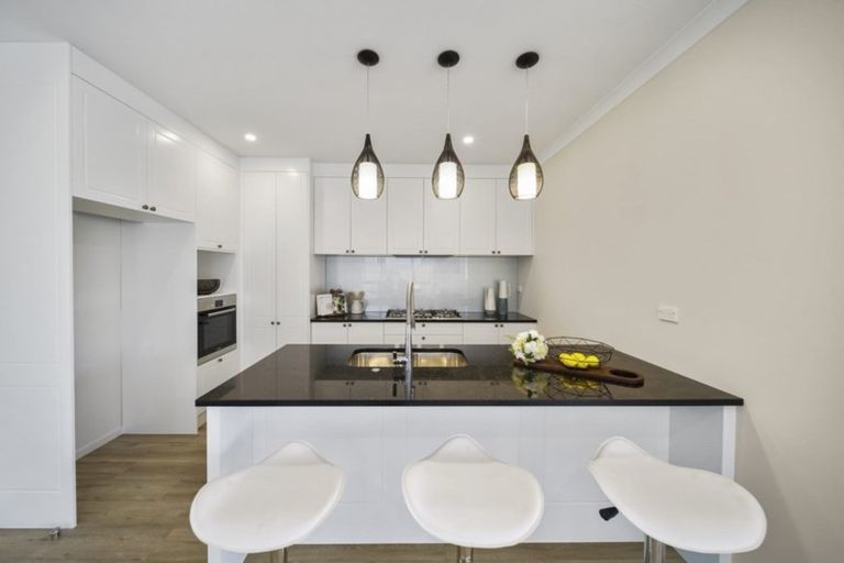 Photo of property in 5 Eastfield Avenue, Flat Bush, Auckland, 2019
