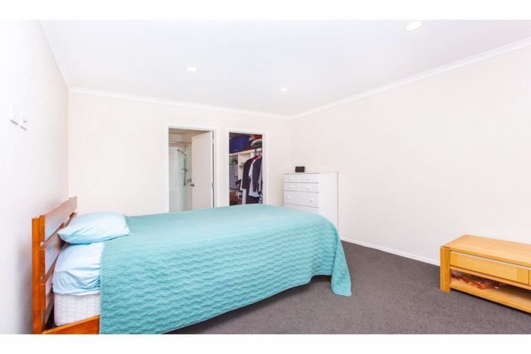 Photo of property in 15u1 Cook Street, Hamilton East, Hamilton, 3216