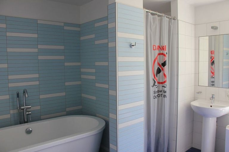 Photo of property in 45 Austin Street, Mount Victoria, Wellington, 6011