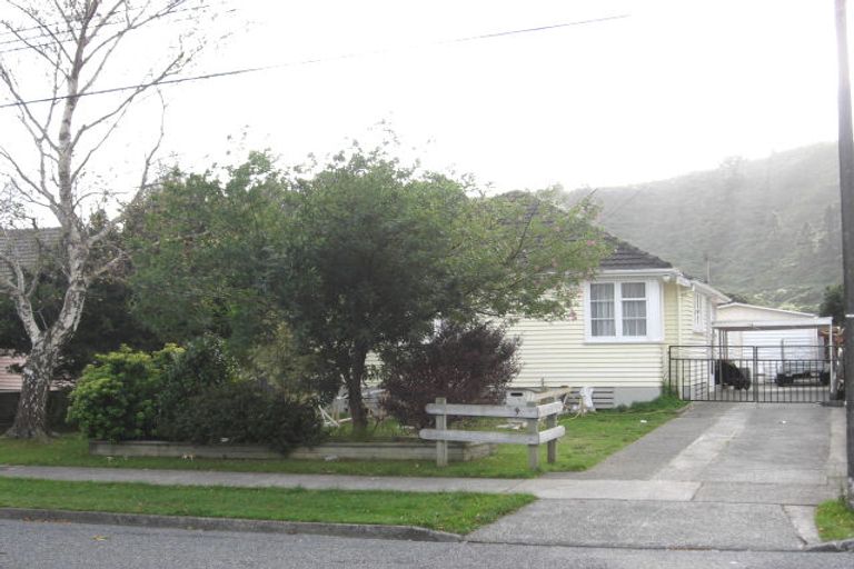 Photo of property in 9 Langford Street, Naenae, Lower Hutt, 5011