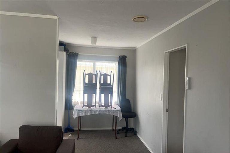 Photo of property in 36 Kirk Street, Otaki, 5512