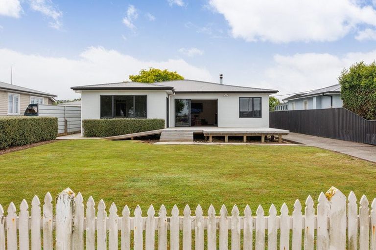 Photo of property in 28 Grey Street, Feilding, 4702