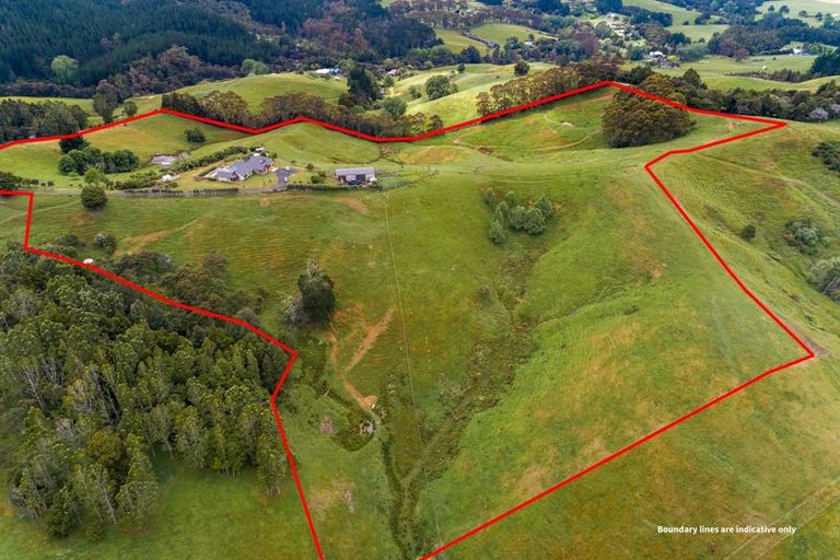 Photo of property in 318 Stoney Creek Road, Kaukapakapa, 0873