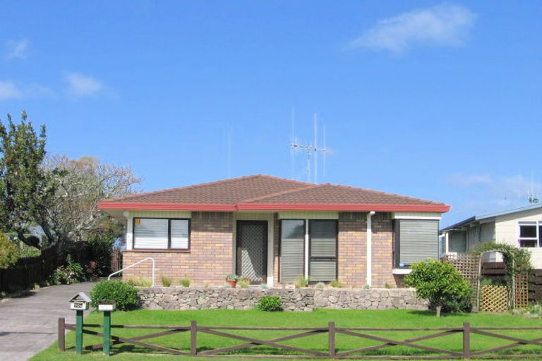 Photo of property in 70a Simpson Road, Papamoa Beach, Papamoa, 3118