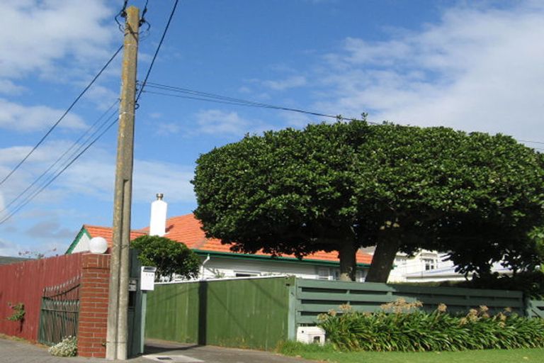 Photo of property in 45 Falkirk Avenue, Seatoun, Wellington, 6022