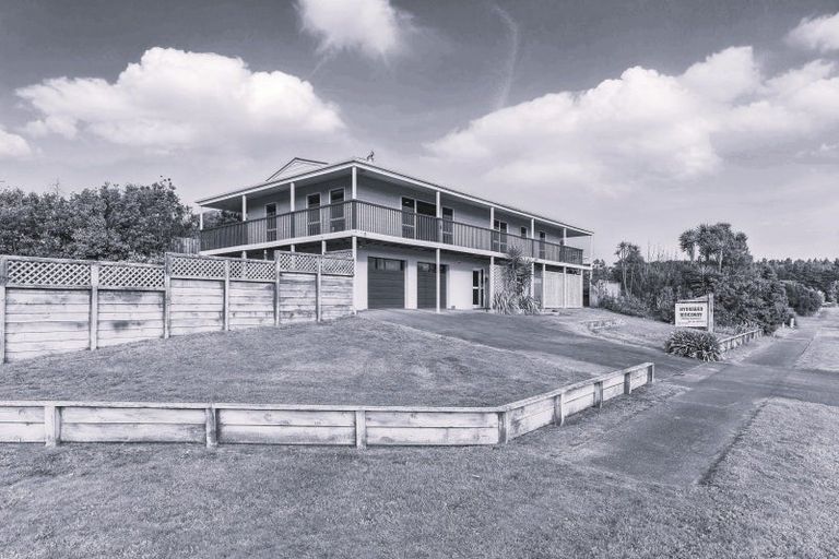 Photo of property in 9 Takitimu Street, Waitarere Beach, Levin, 5510