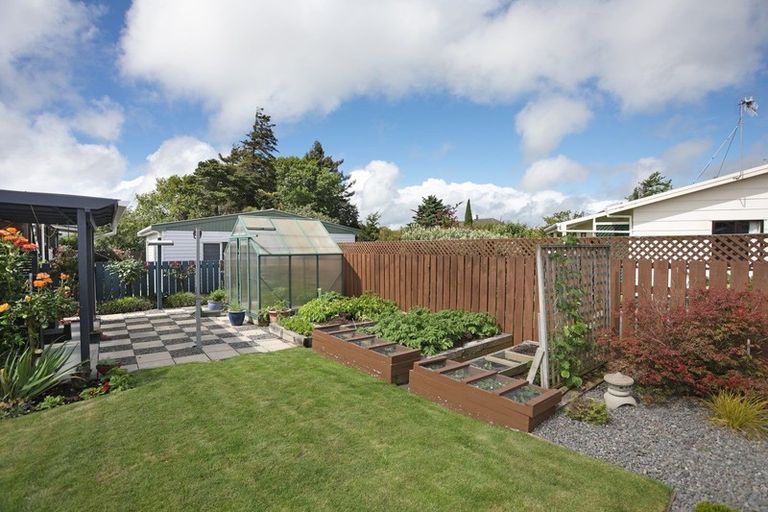 Photo of property in 5 Oxford Street, Marton, 4710