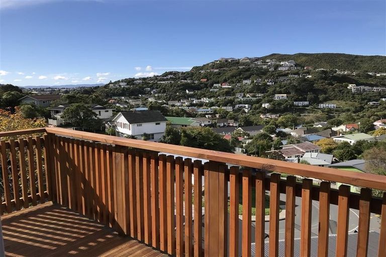 Photo of property in 29b Thurleigh Grove, Karori, Wellington, 6012