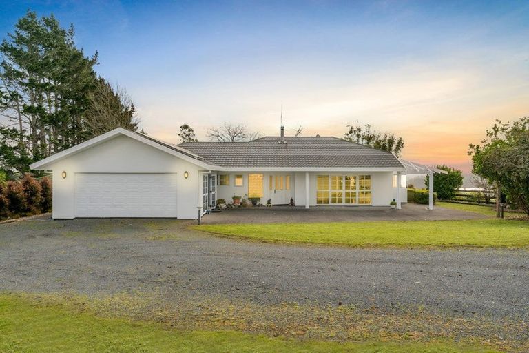 Photo of property in 10 Trig Road, Tuakau, 2694
