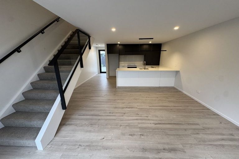 Photo of property in 8/200 Main Road North, Redwood, 8051