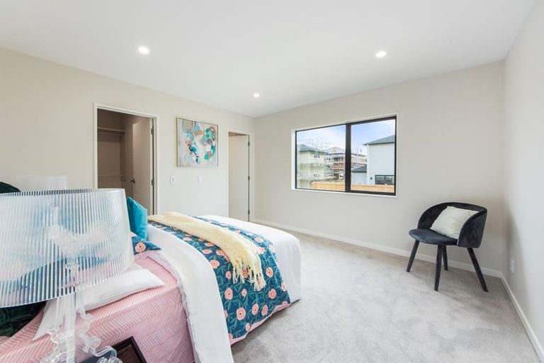 Photo of property in 19 Thomas Rielly Avenue, Hobsonville, Auckland, 0616