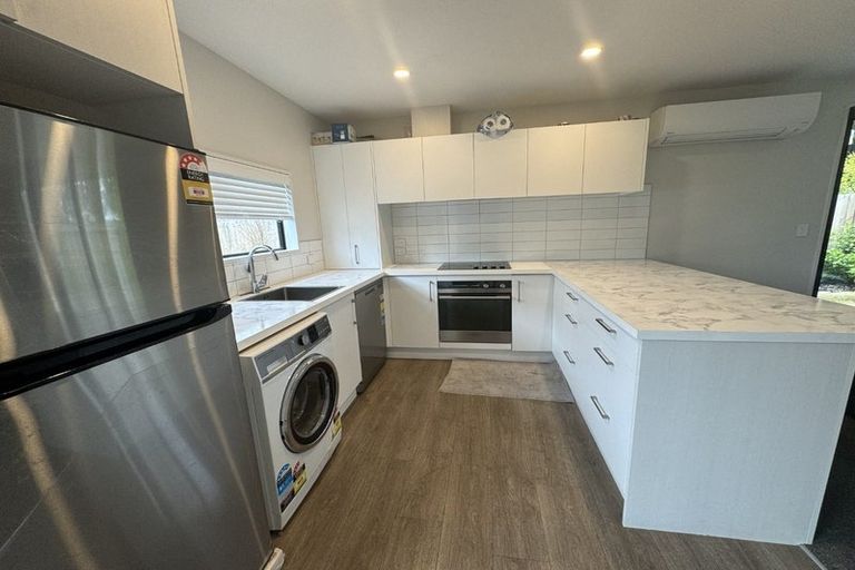 Photo of property in 2/40 Norwich Street, Linwood, Christchurch, 8062