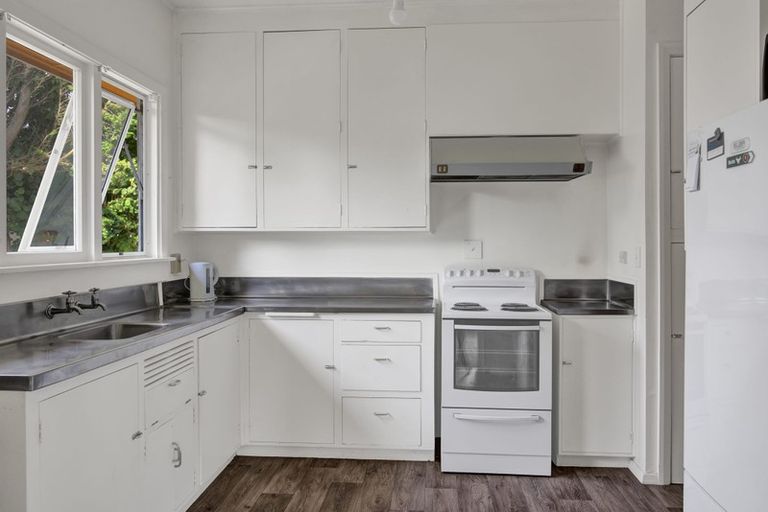 Photo of property in 51 Union Street, Hawera, 4610